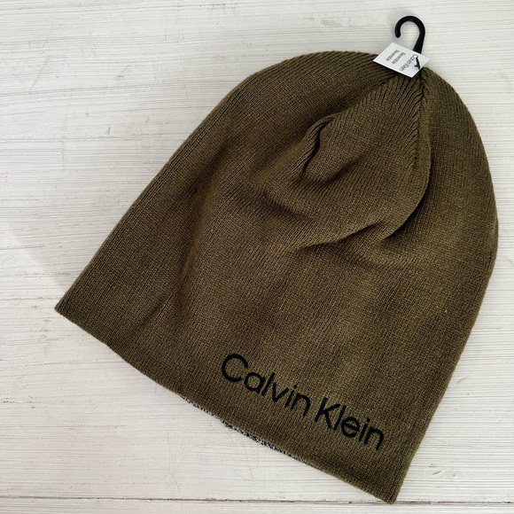 Calvin Klein small logo reversible beanie - Picture 4 of 4